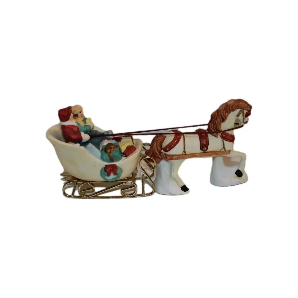 Vintage Venture Memories Village Porcelain Horse Drawn Sleigh